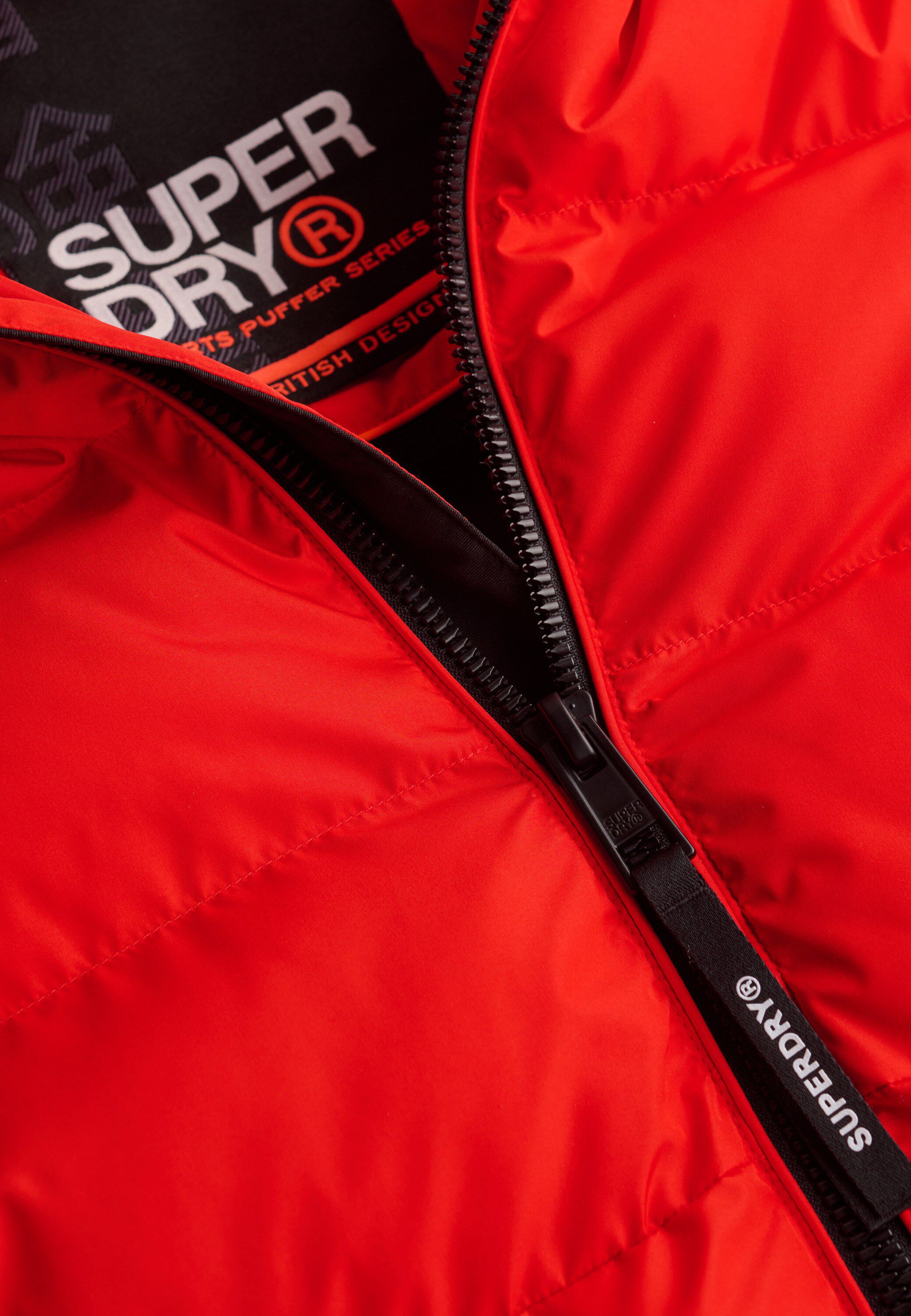 HOODED SPORTS PUFFER JACKET