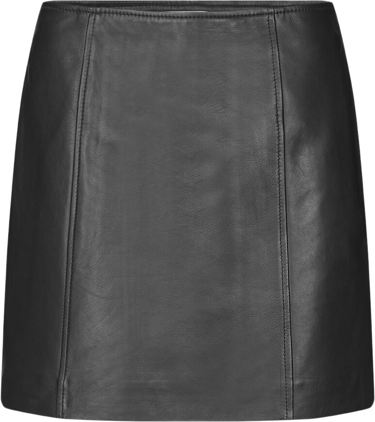KessiMD short skirt