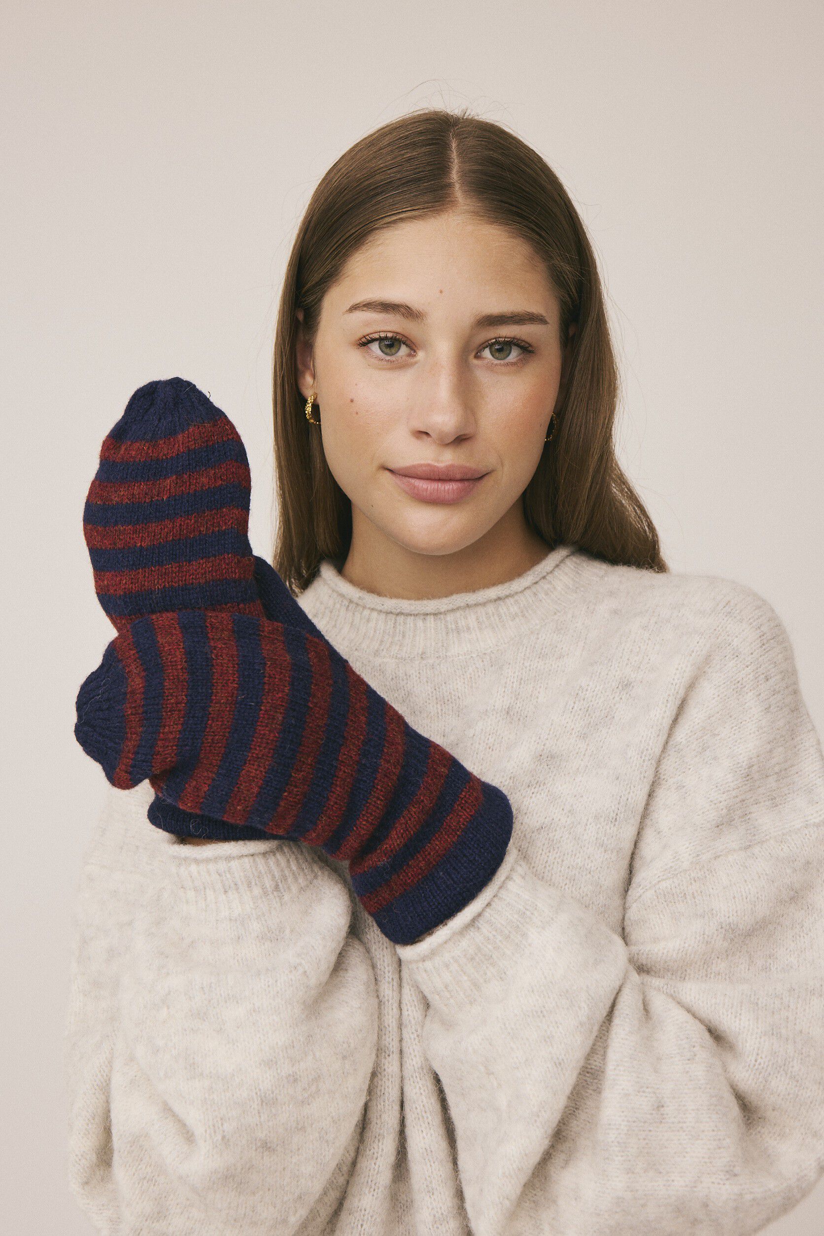 Minne 1S Knitted Mittens
