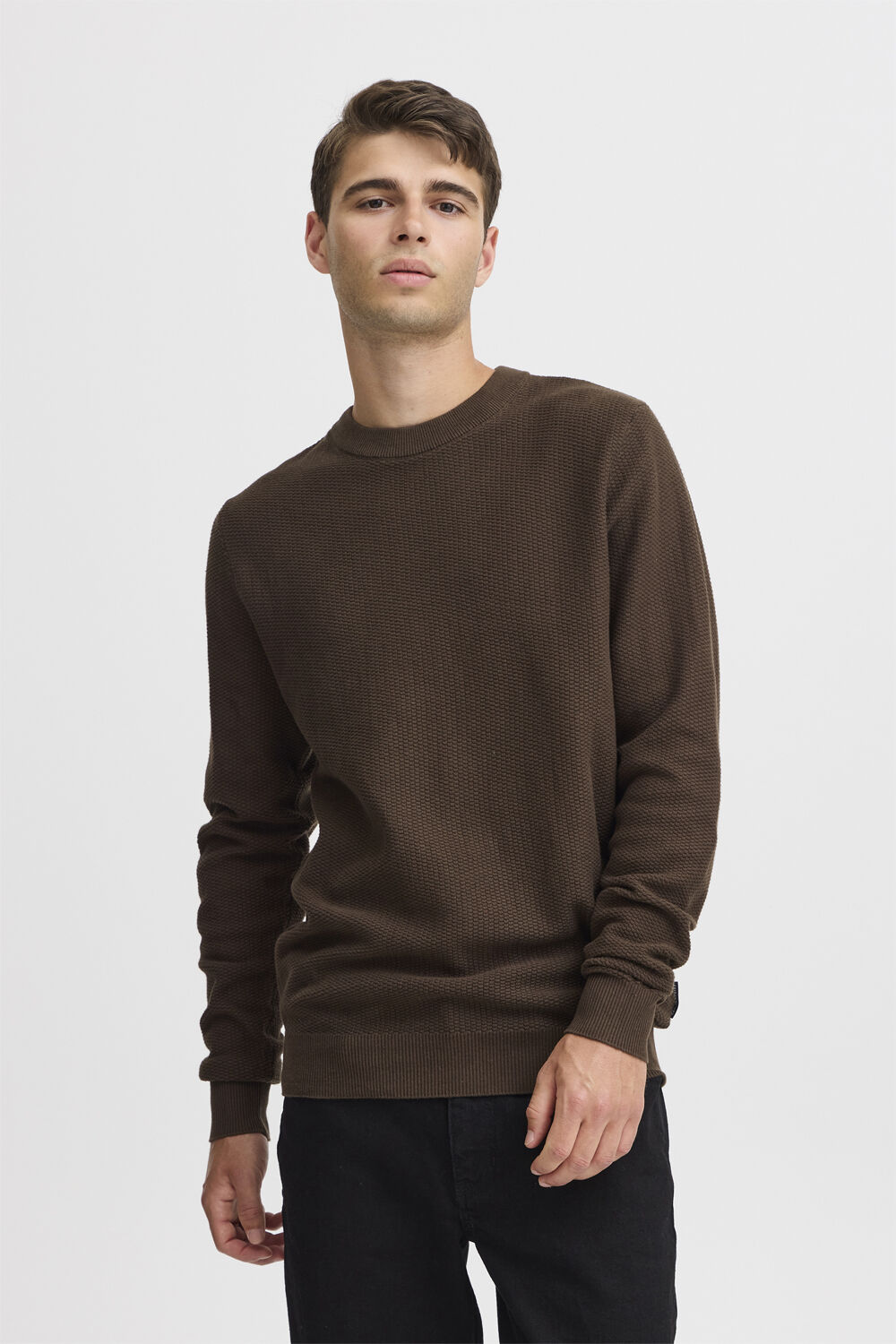 CFKARL 0160 structured crew neck kn