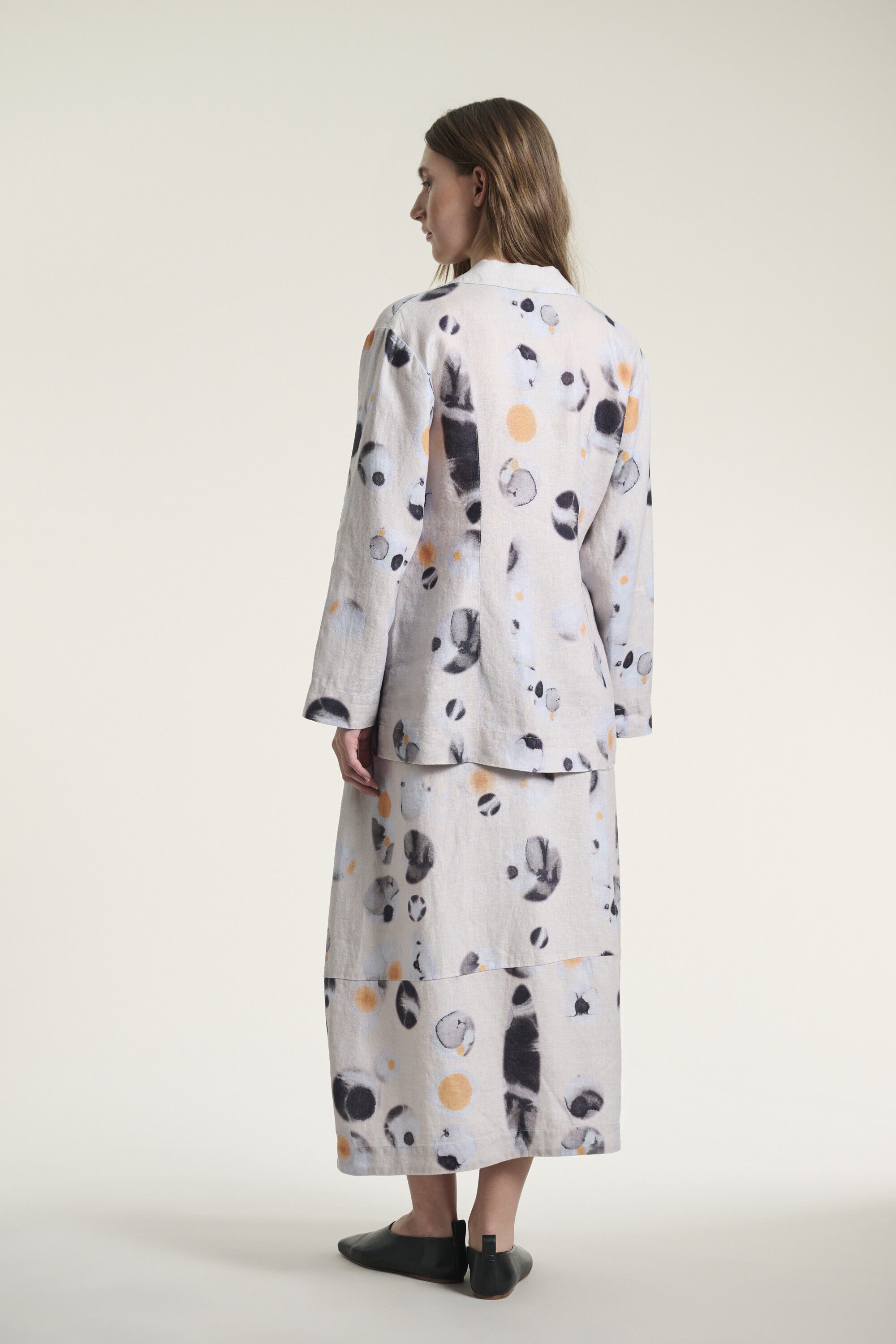 Hikazu jakke med revers