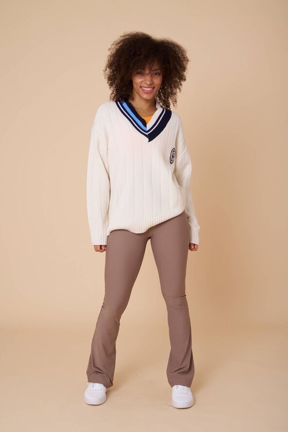 Center Court chunky v-neck sweater - Pearl