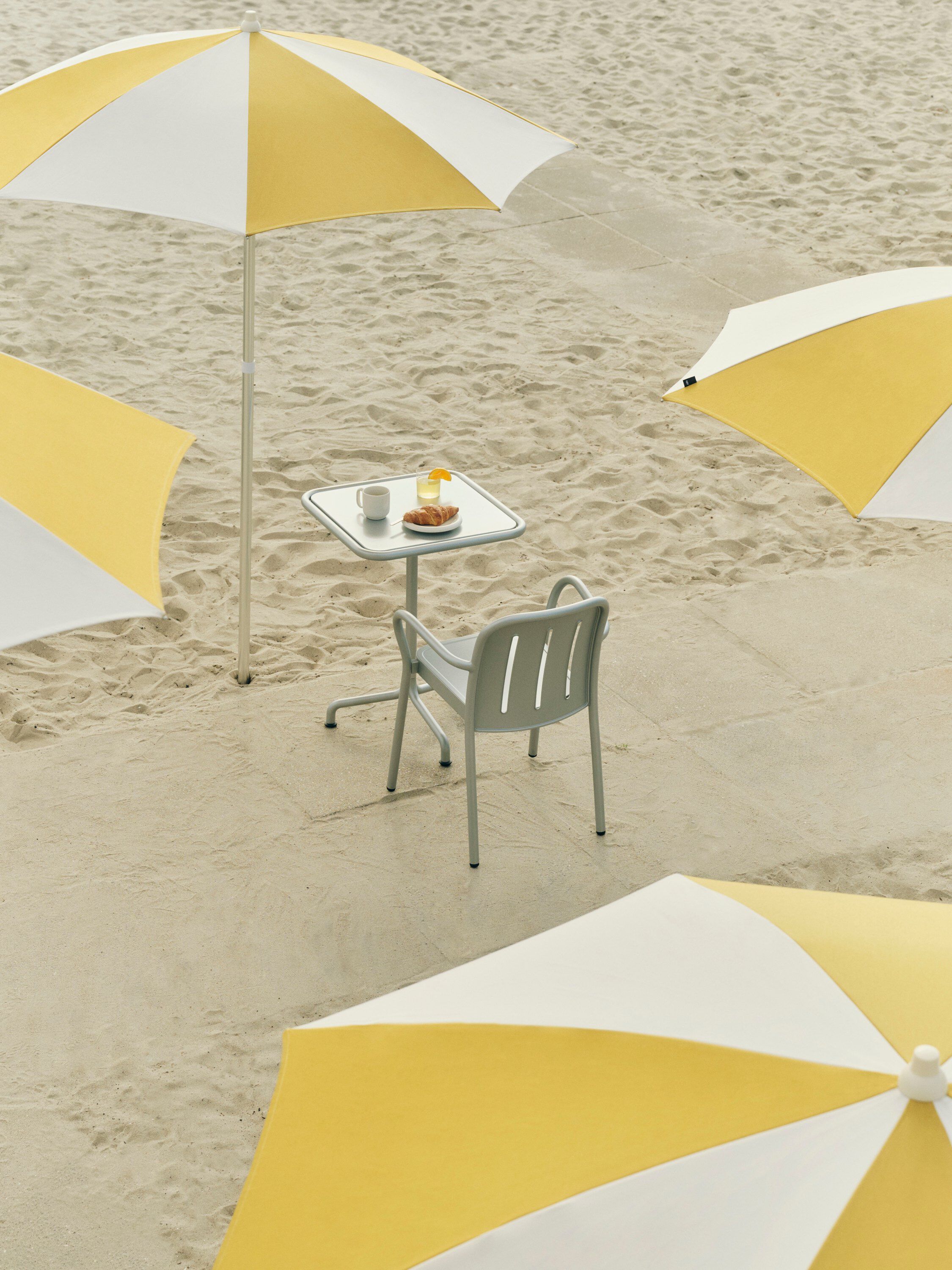 Terrazza Parasol-Octagon-Off-white and ochre