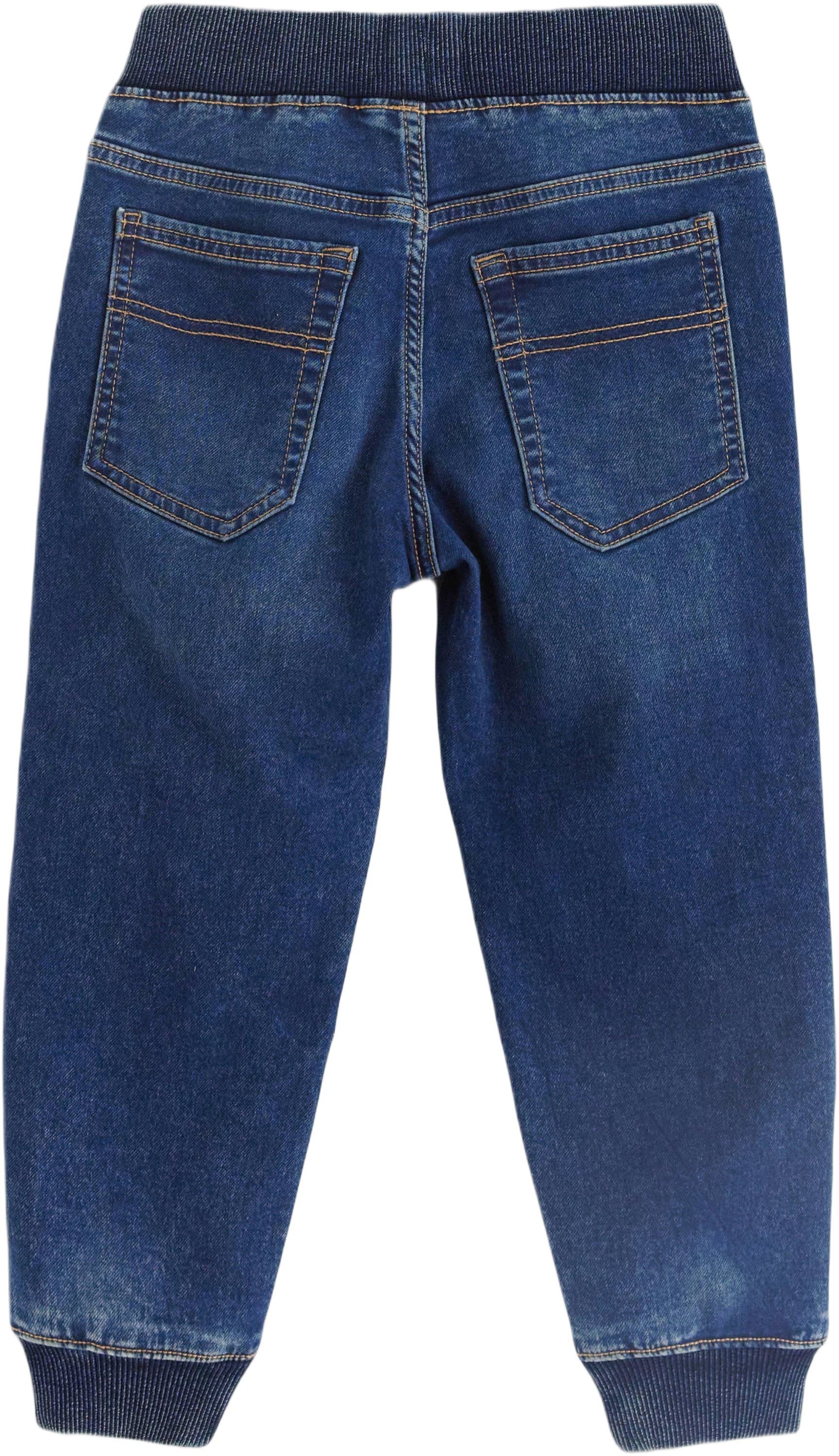 Comfy and stretchy pull-up jeans in