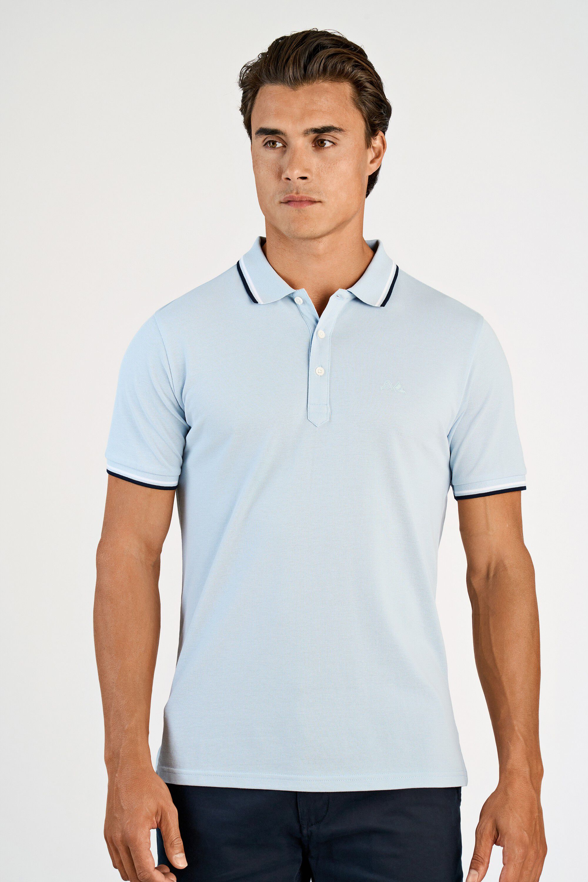 Polo shirt w. contrast piping