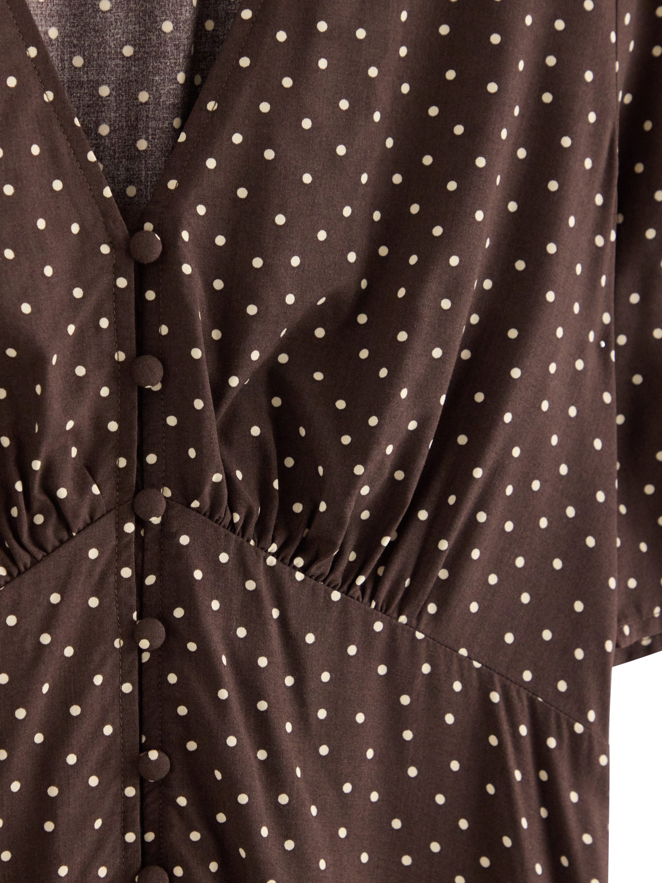 Midi dress with short, puff sleeves