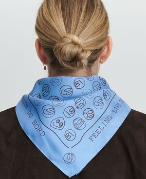 Røde Kors tørklæde - 53x53cm - 100% Silke