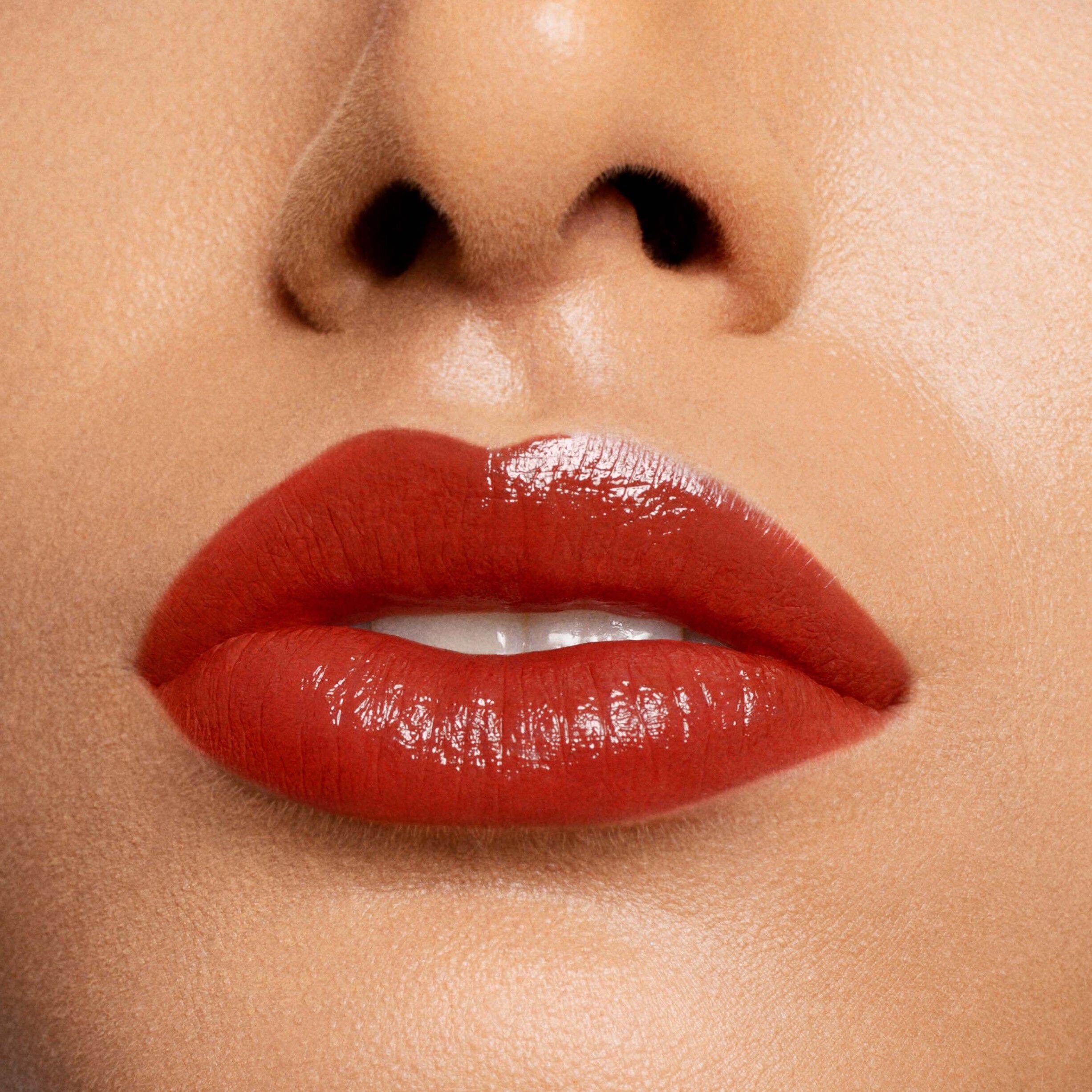 Liquid Lipstick Vinyl