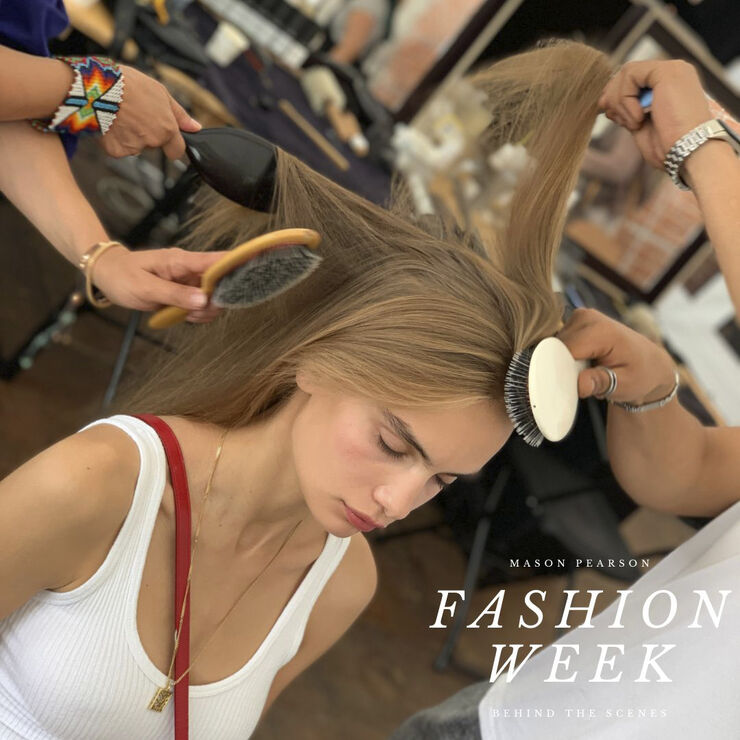 Hairbrush Cleaner Spray