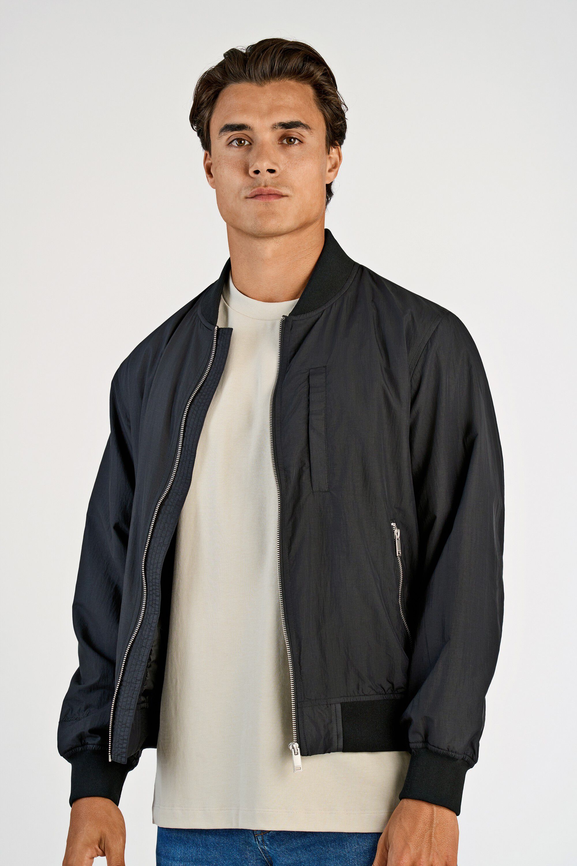 Bomber jacket