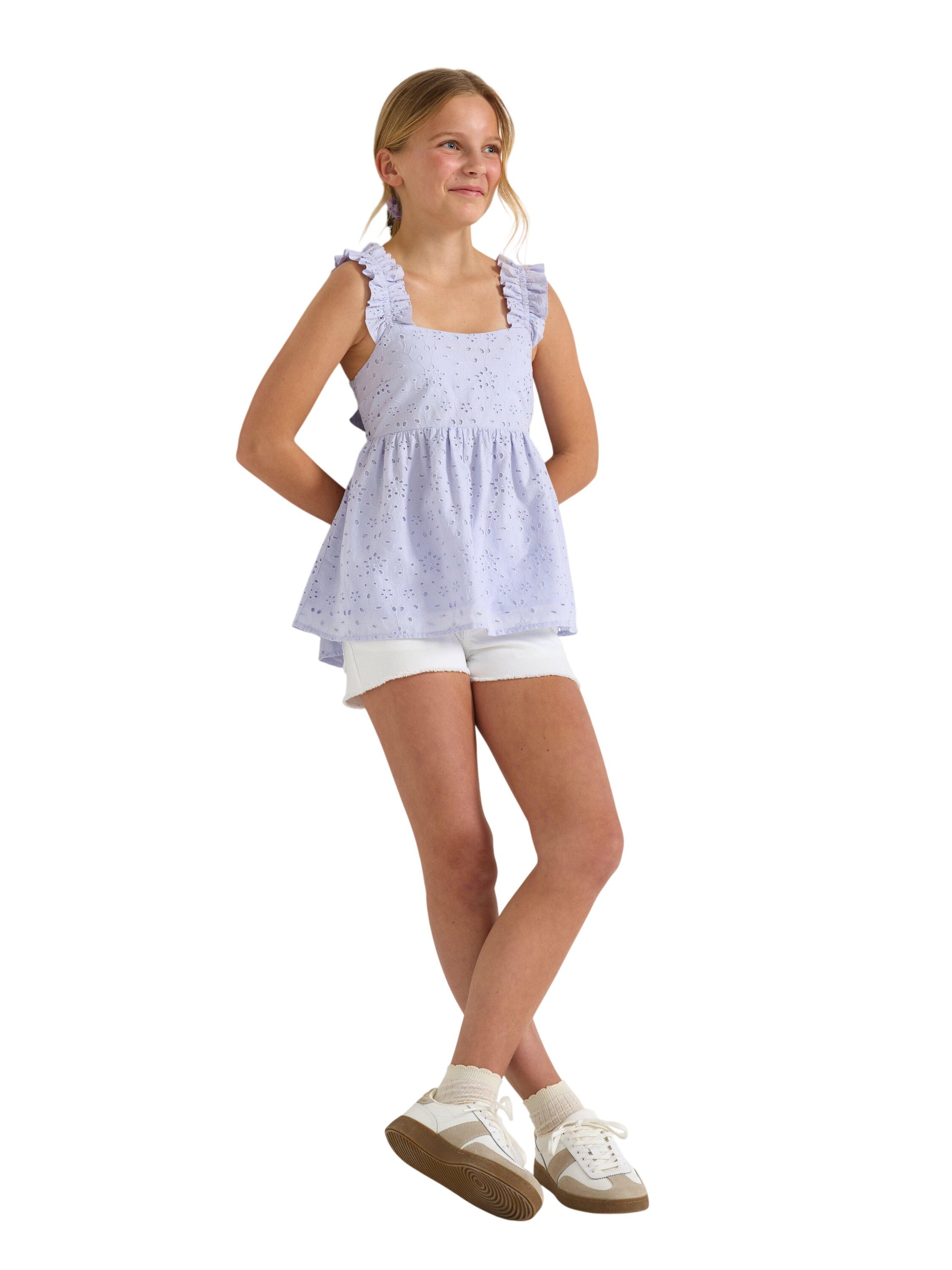 Sleeveless blouse with broderie ang