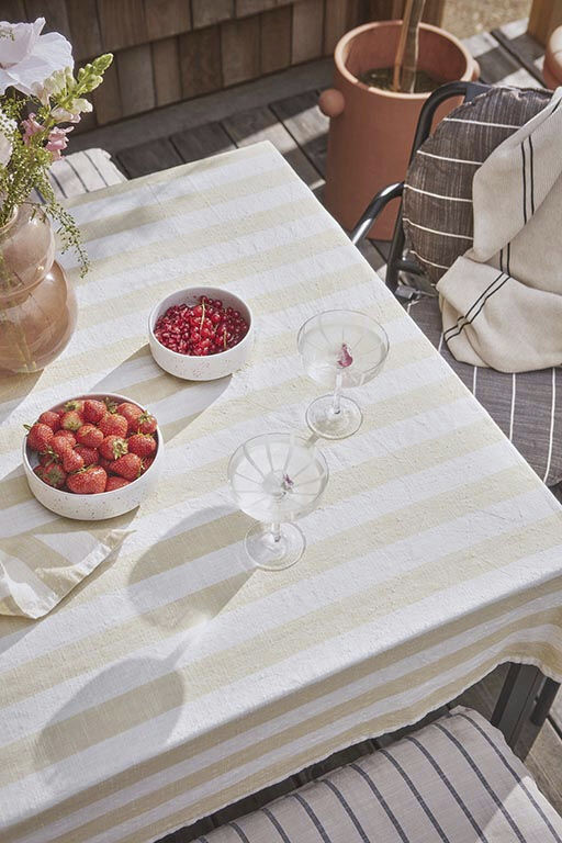 Striped Tablecloth - 260x140 cm
