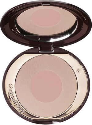 Cheek to chic - Blush