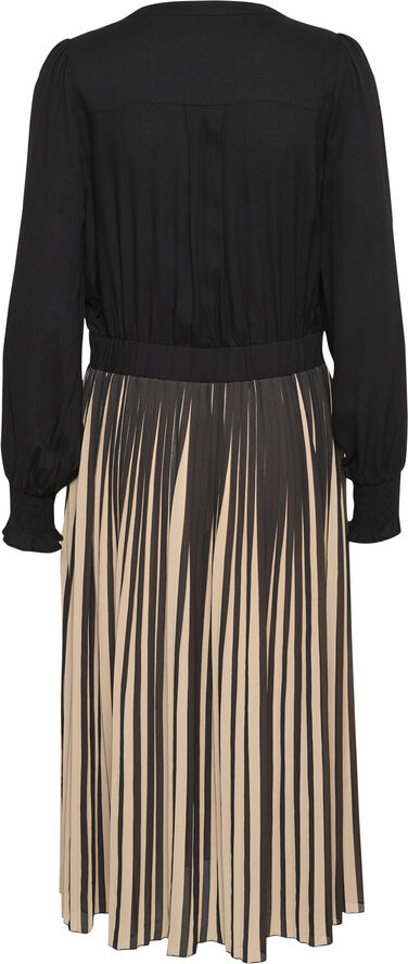 CUcarly V-neck Dress