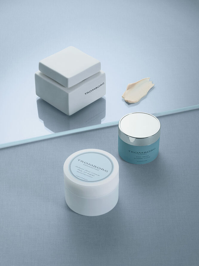 Deluxe Face Cream Day & Night Moisturizer