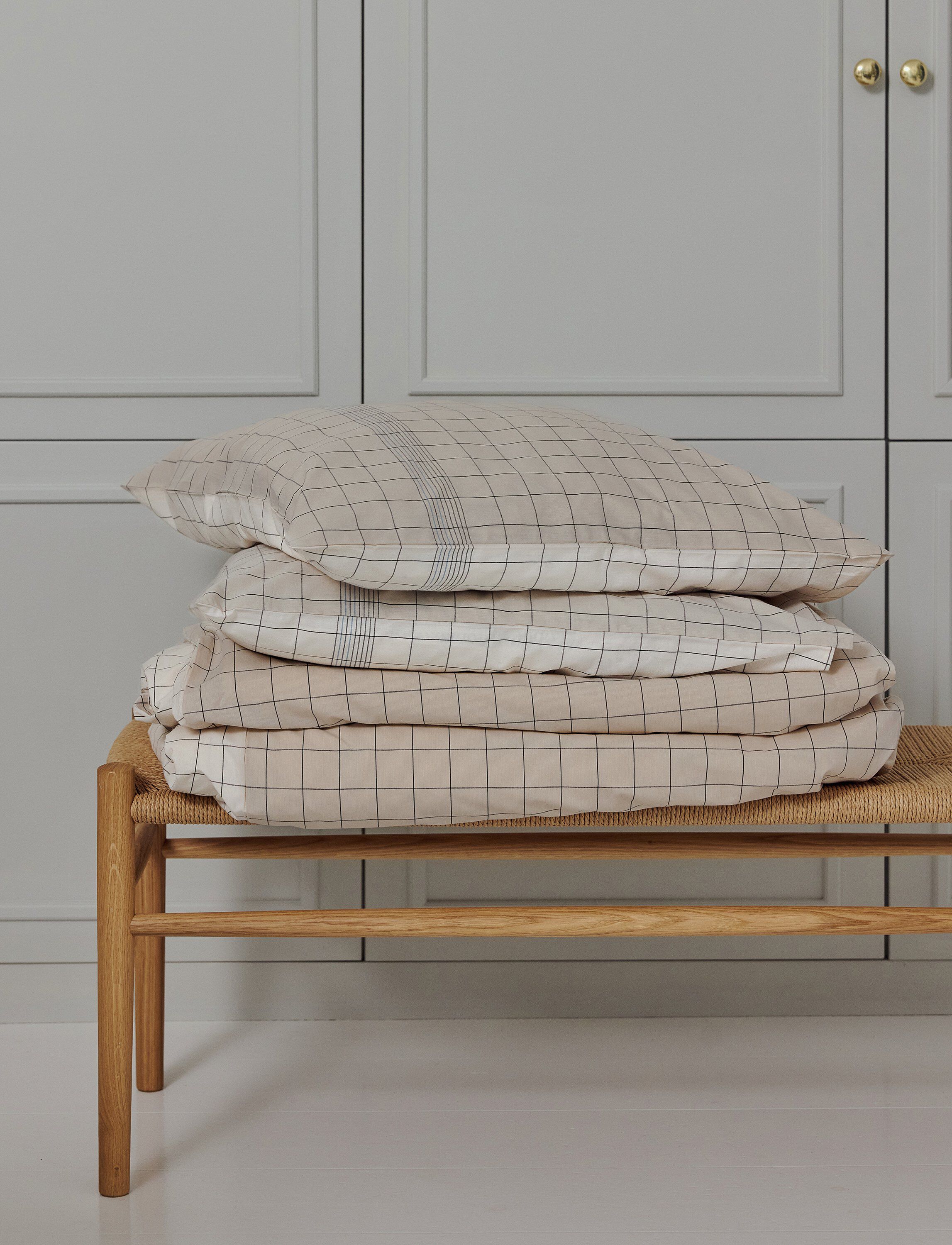 Vibeke Klint senget&oslash;y 140x200 cm/50x70 cm white