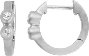 Lucy Hoops