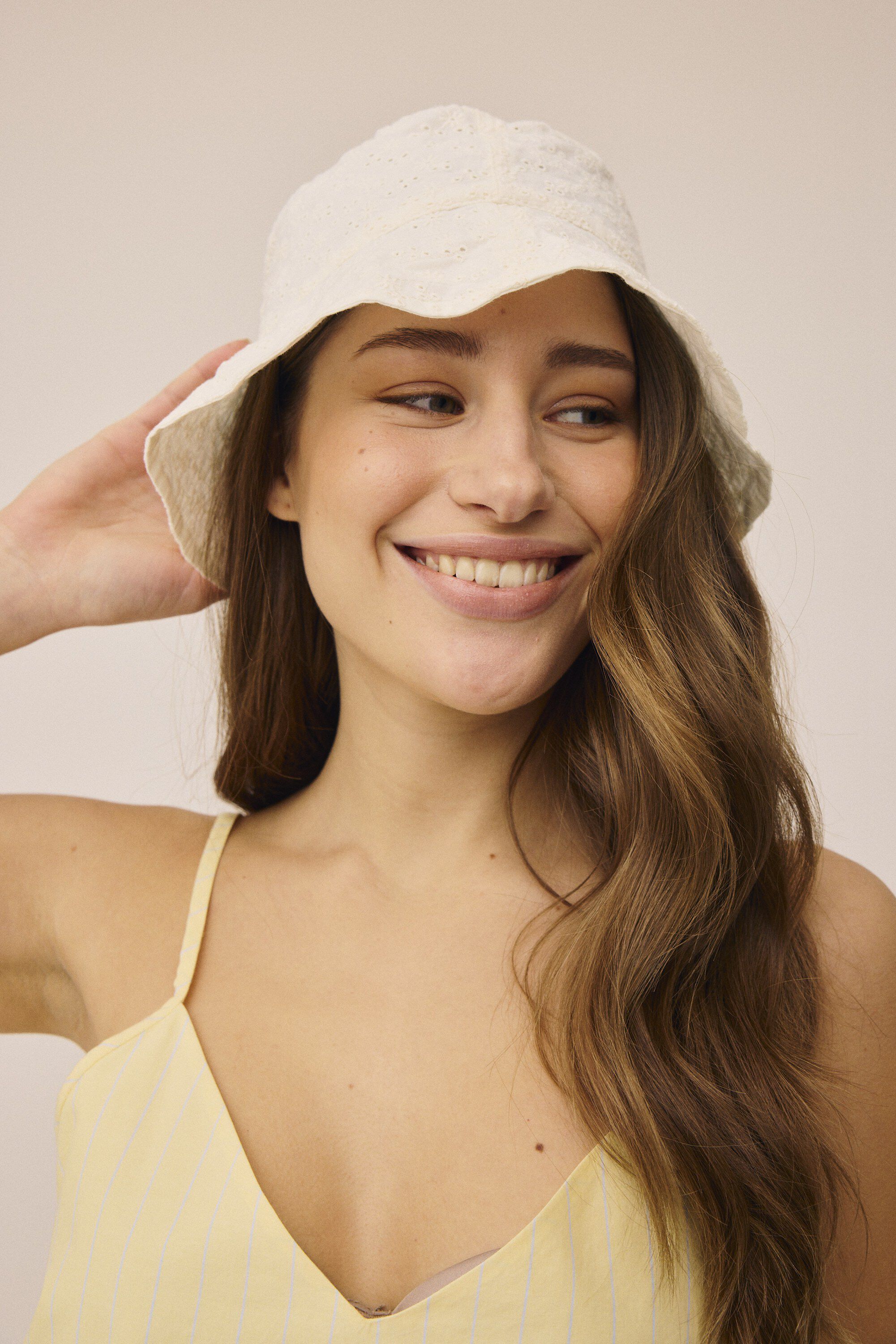 Isa 4 Buckethat - Organic cotton GOTS