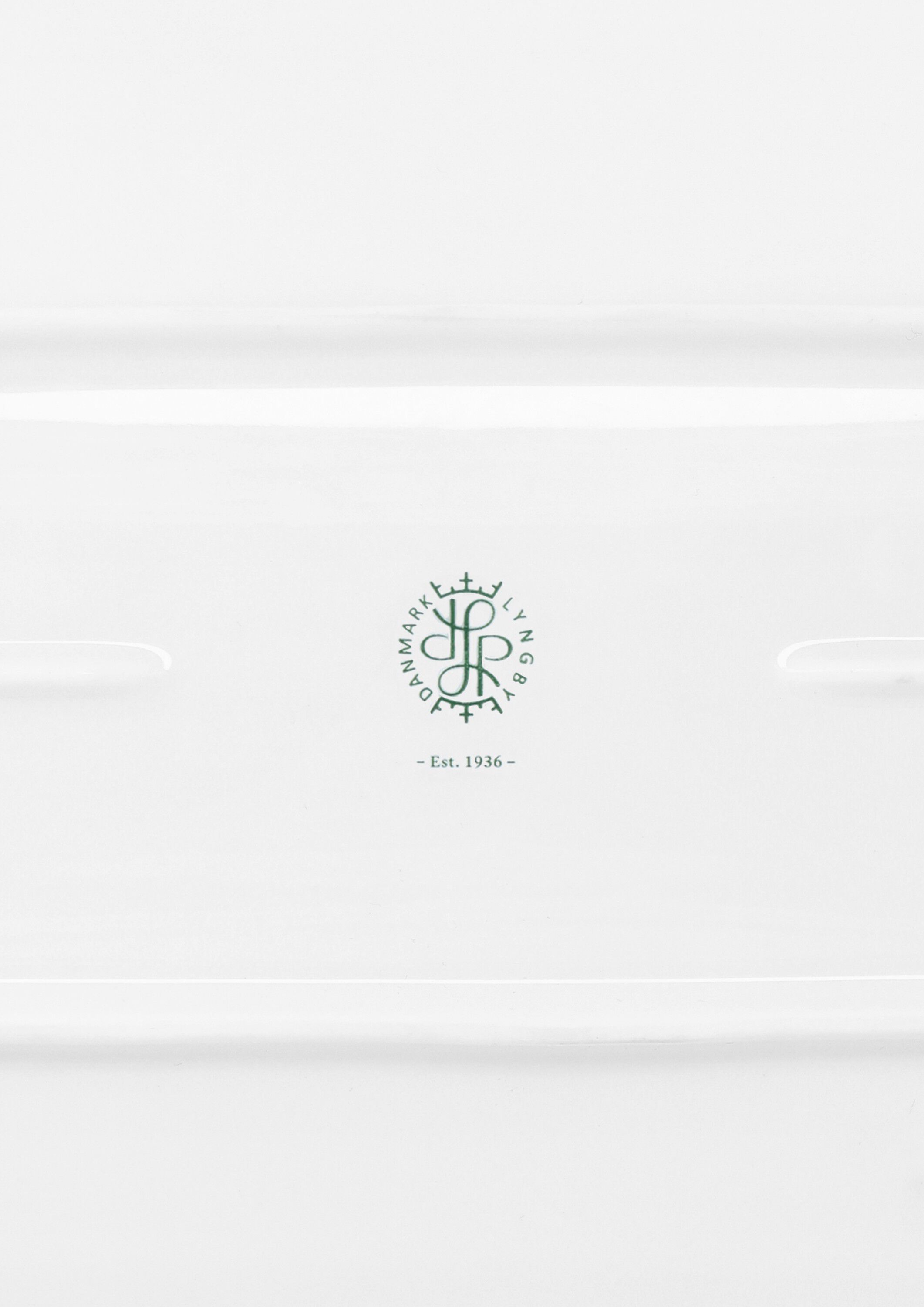 Lyngby Tura Ovalt serveringsfad 34x14. 5 cm hvid