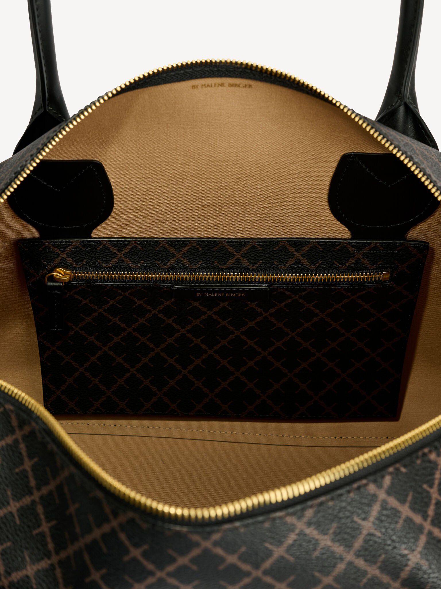 Lullu Small reiseveske