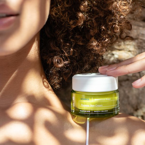 Santorini Grape Poreless Skin Gel Cream