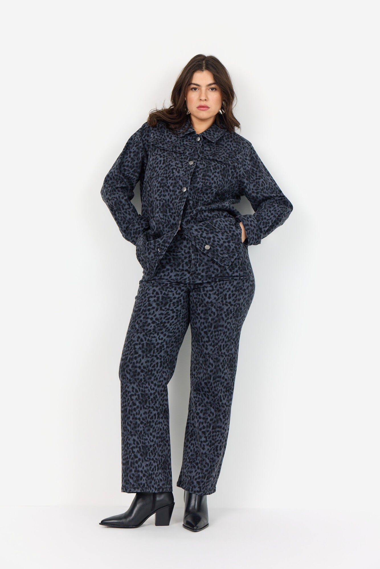 Curvy WA-NOELLE 2 Jakke Sort