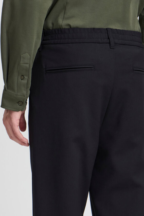 CFMARC performance pants with pleat