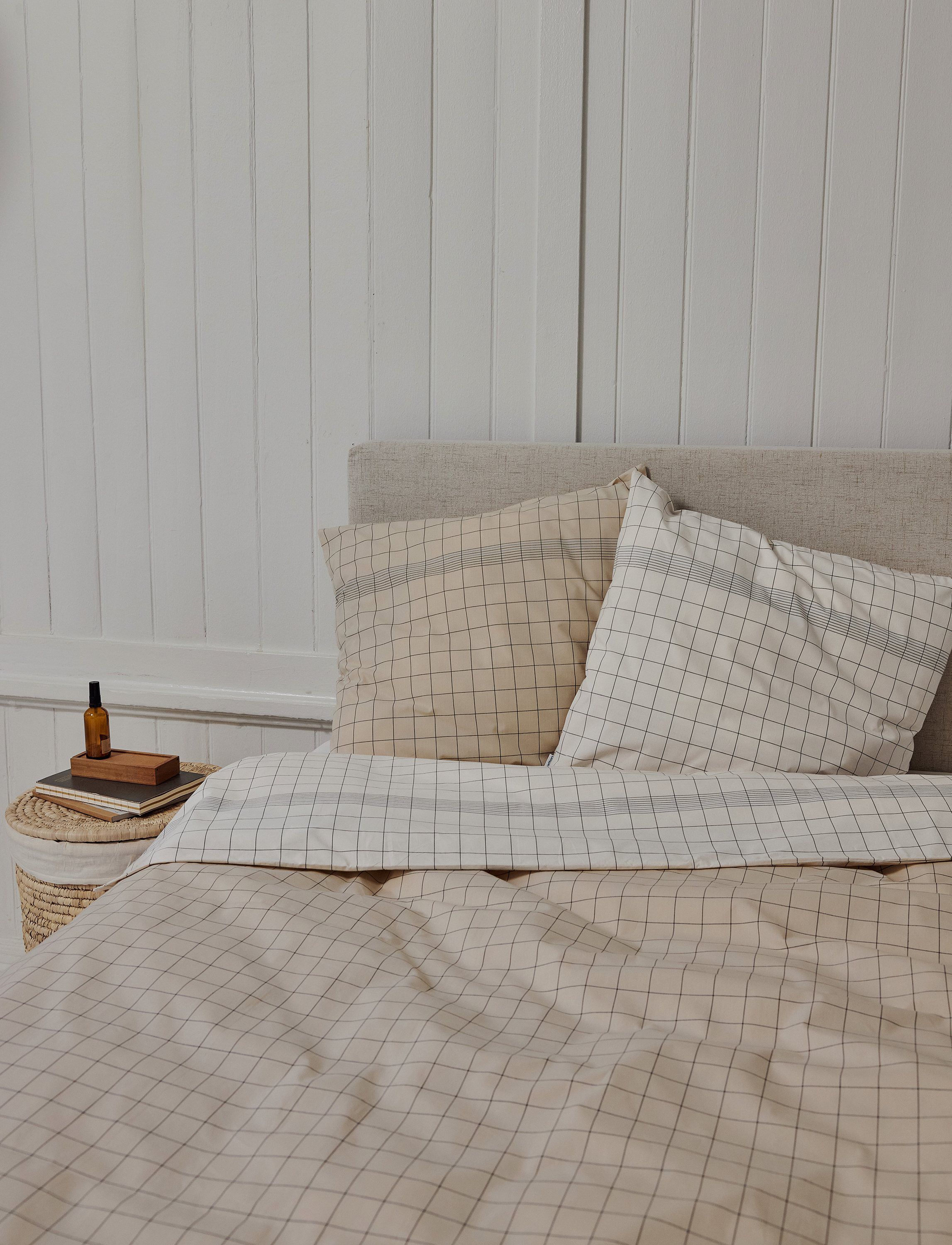 Vibeke Klint senget&oslash;y 140x200 cm/50x70 cm white