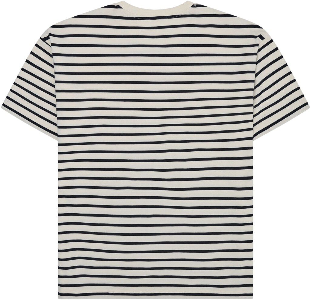 Loose striped t-shirt