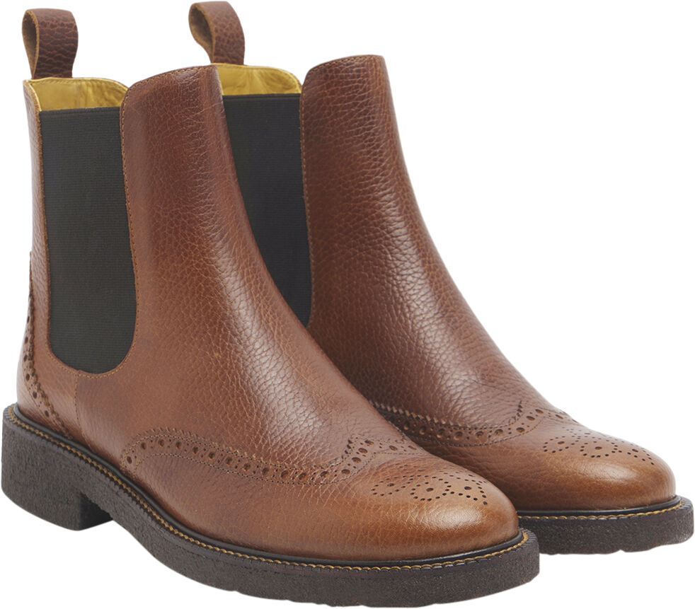 St&oslash;vle med dekorativt brogue hulm&oslash;n