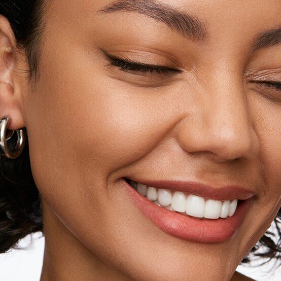 Hyper Bond All-Day Stay Serum Foundation