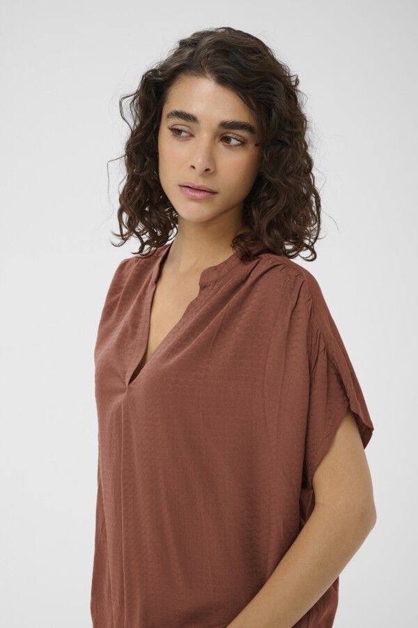 KAgina Blouse