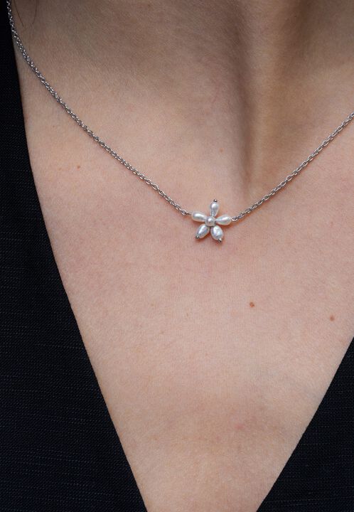 Pearl Signature Necklace