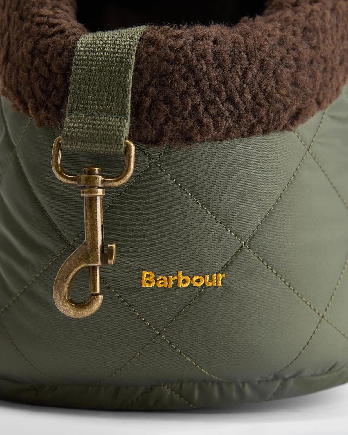 Barbour Medium Carrier