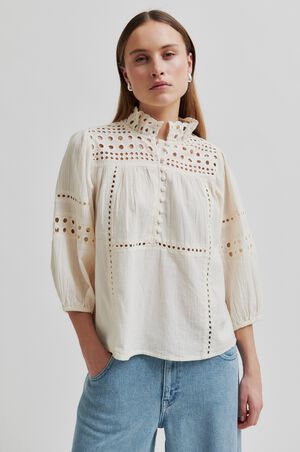 Brunie Blouse