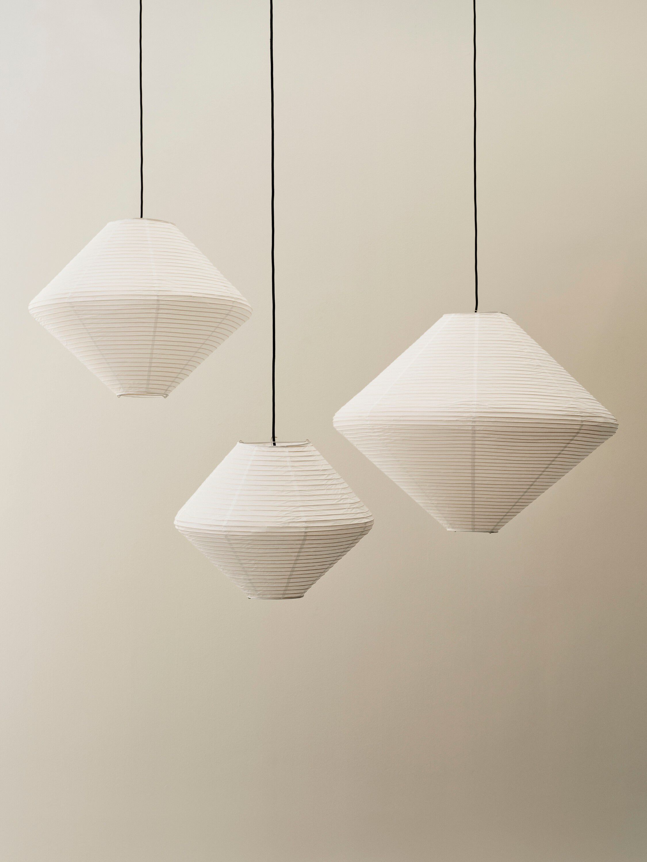 Paper Shade-Diamond &Oslash;80-Classic white