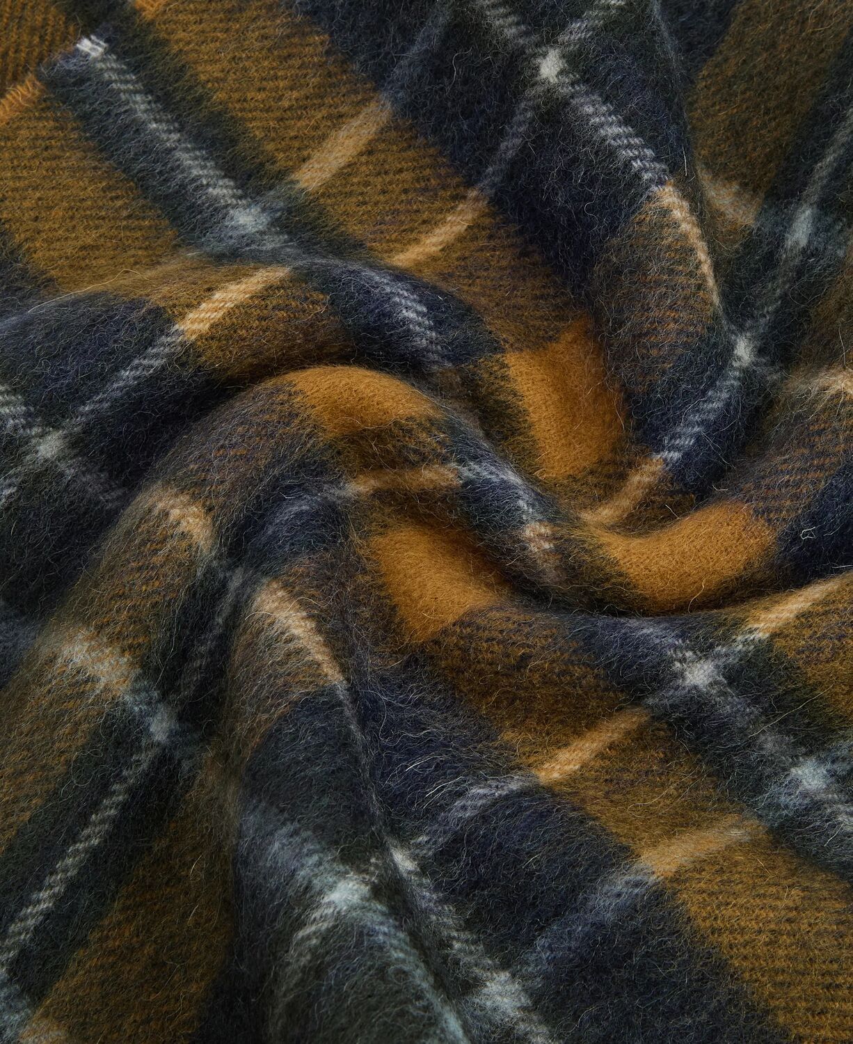 Barbour New Check Scar