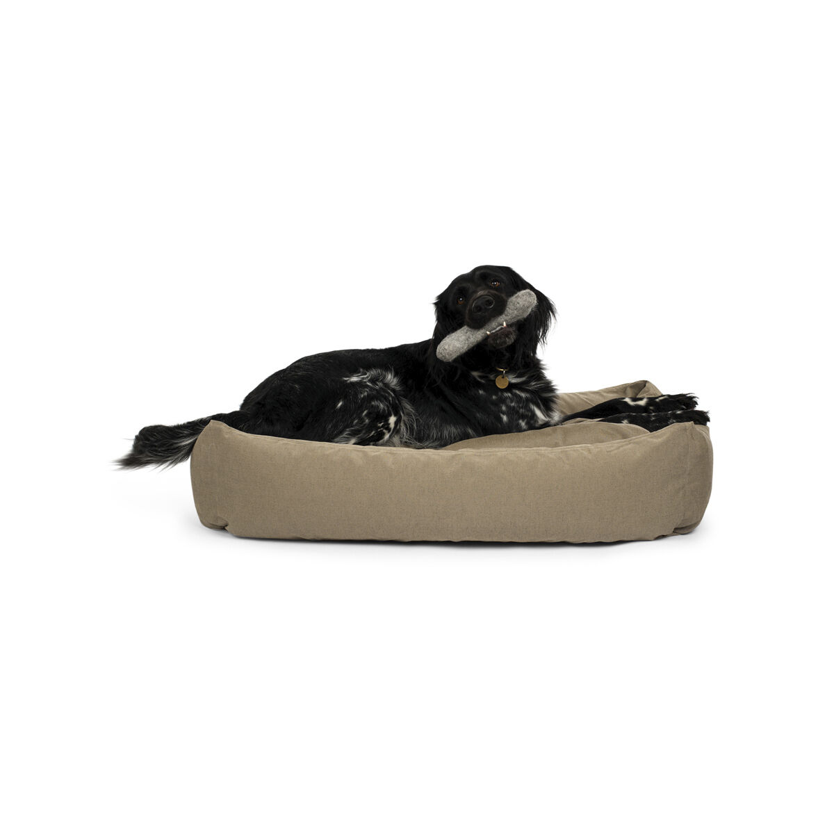 Fossflakes Dog bed Dark beige