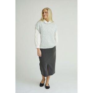 Patrisia knit vest