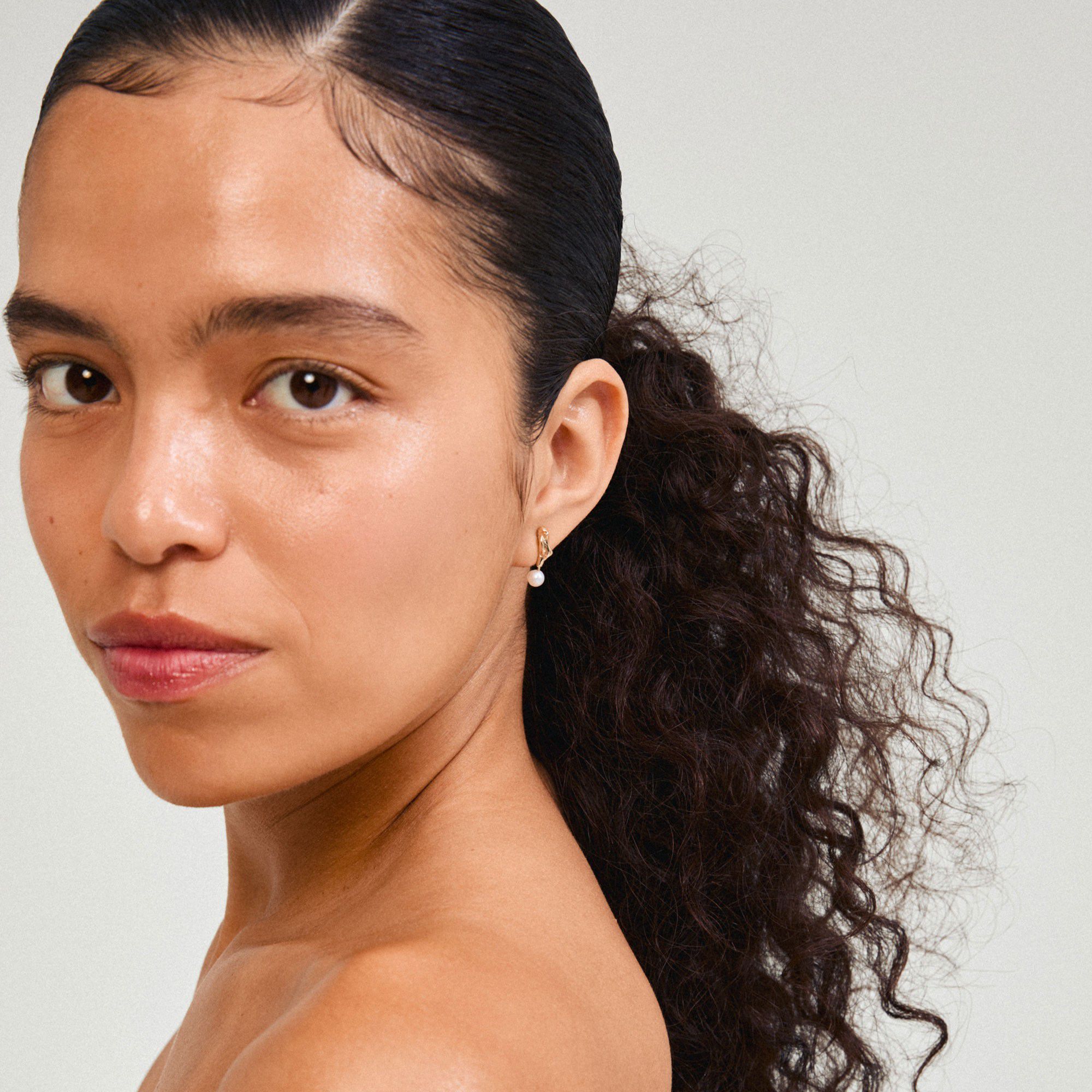 STARLIGHT pearl earrings gold-plated