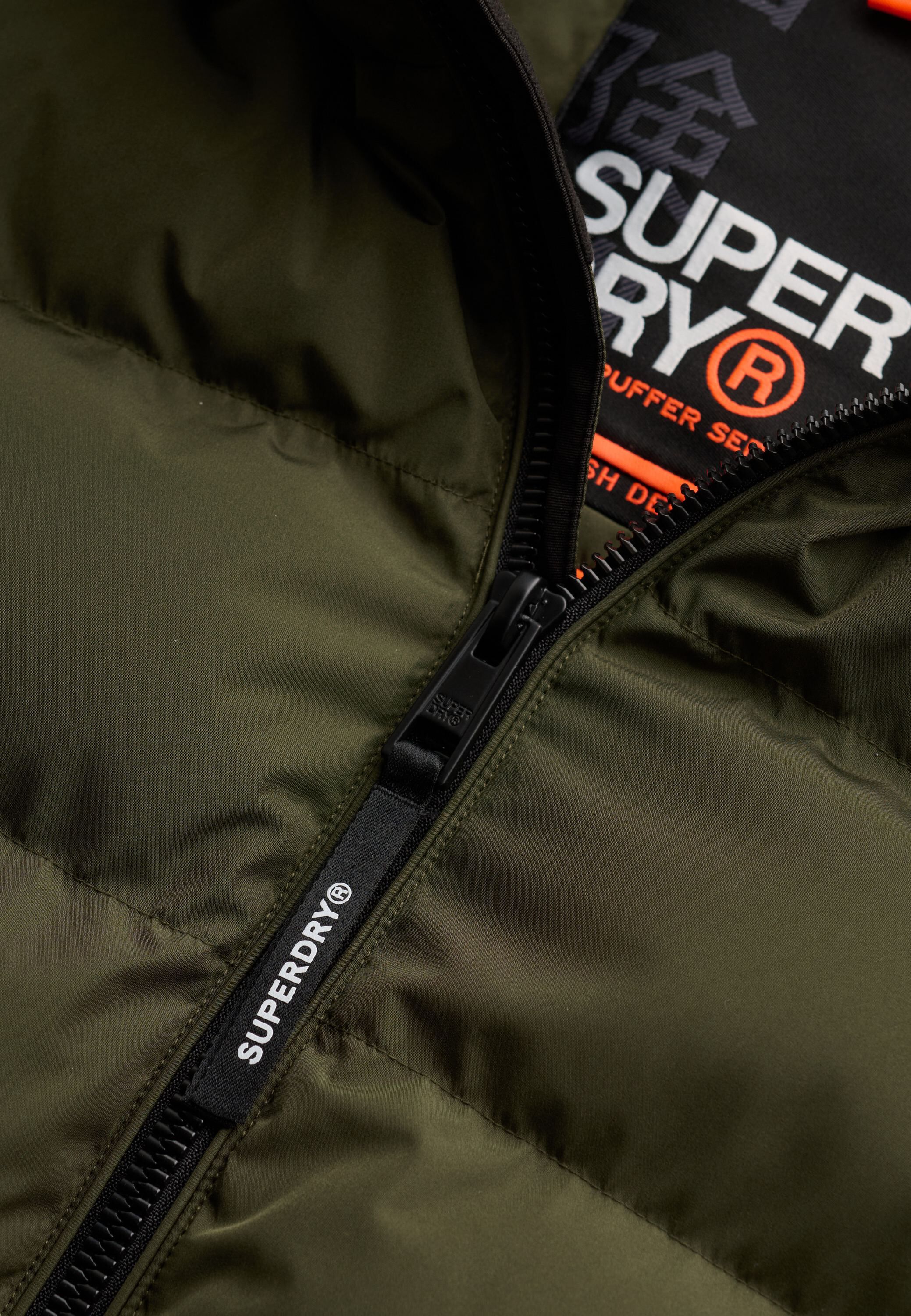 HOODED SPORTS PUFFER JACKET
