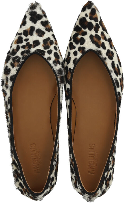 Spids ballerina i leopardm&oslash;nstret p
