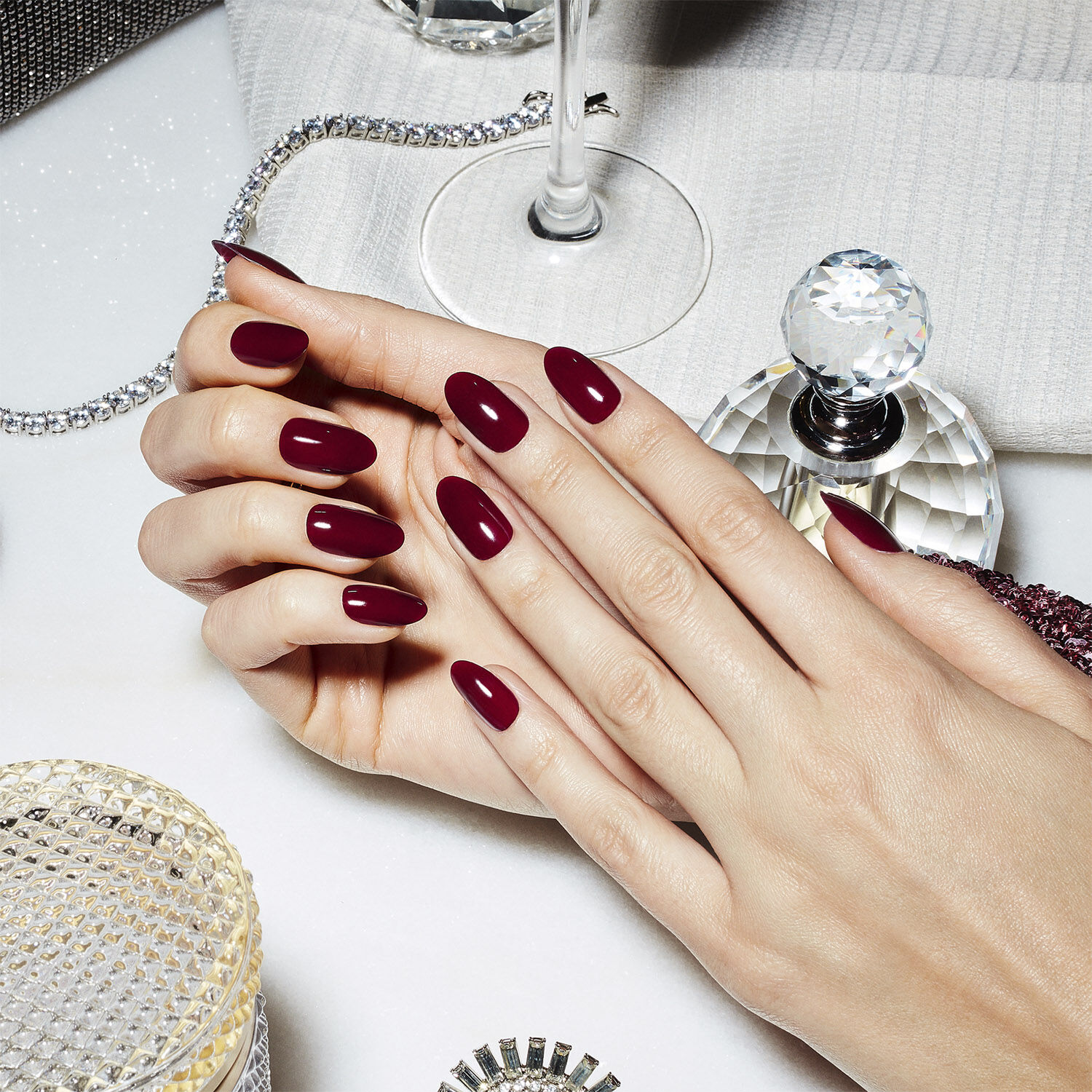 Signature Lipstick, CND VINYLUX