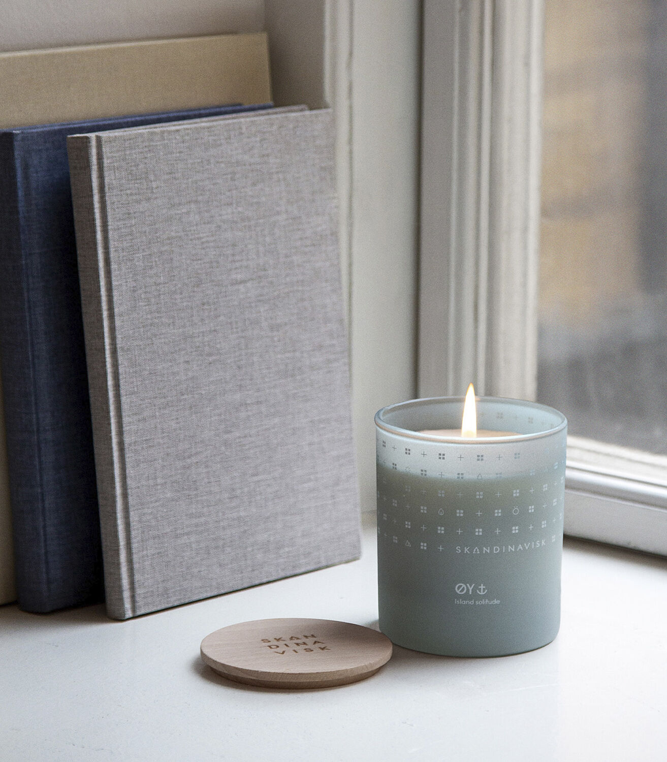 &Oslash;Y Scented Candle w Lid 200g