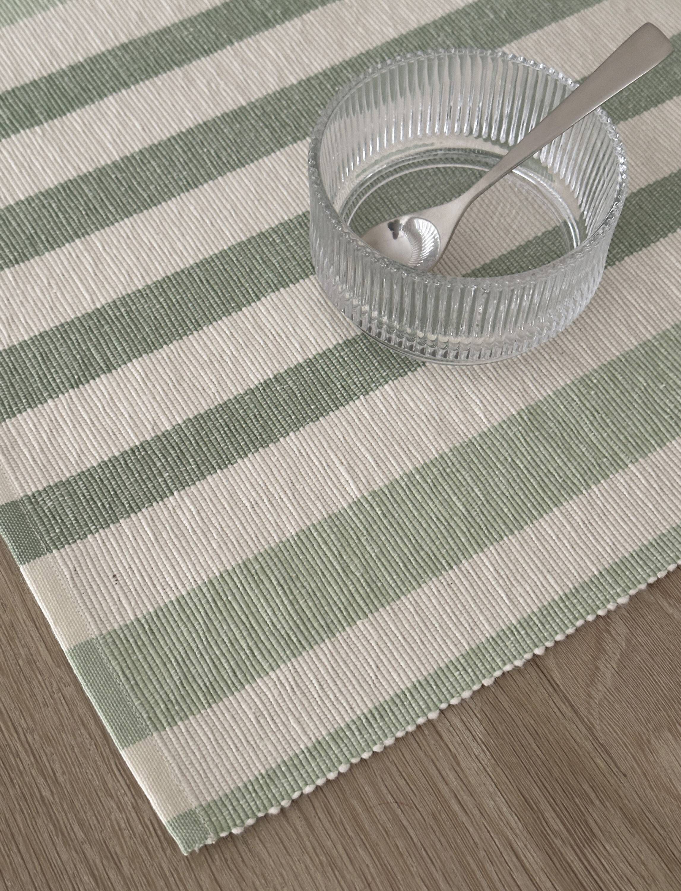 Vibeke Klint bordbrikke Bred linje 33x48 cm green