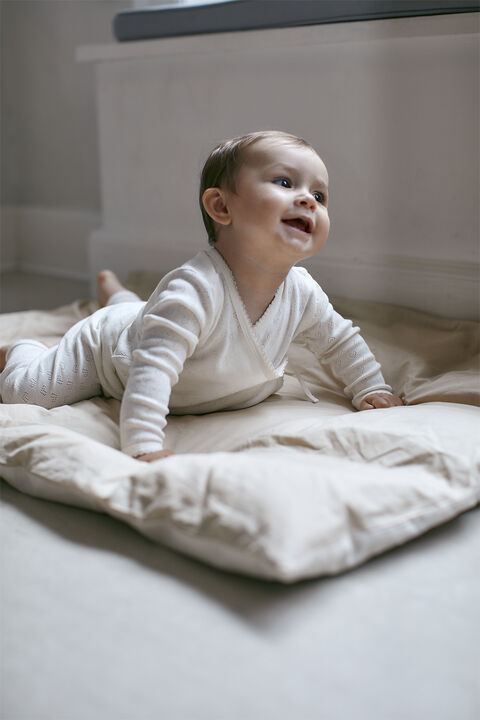 POINTELLE HEART CROSSOVER BODY LS