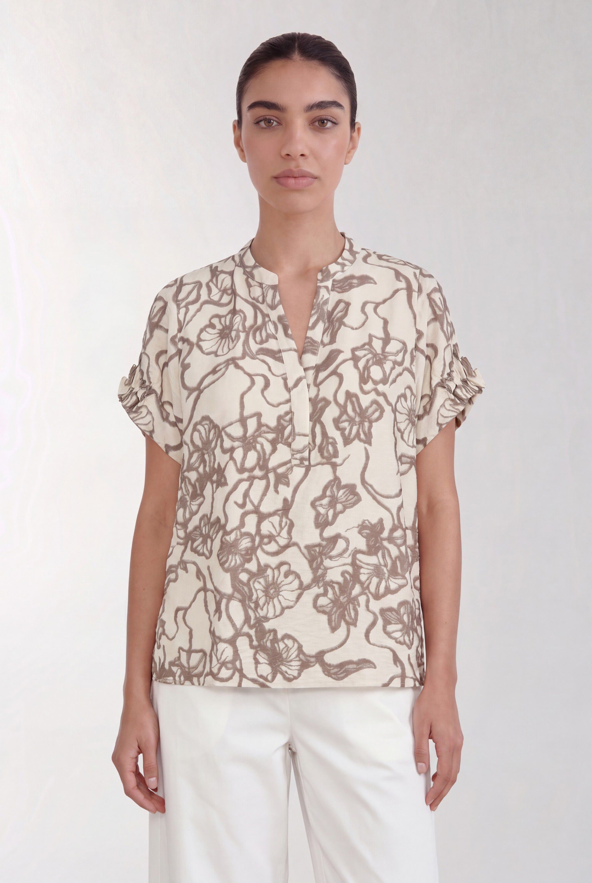 LR-RYA 1 Top Lys sand