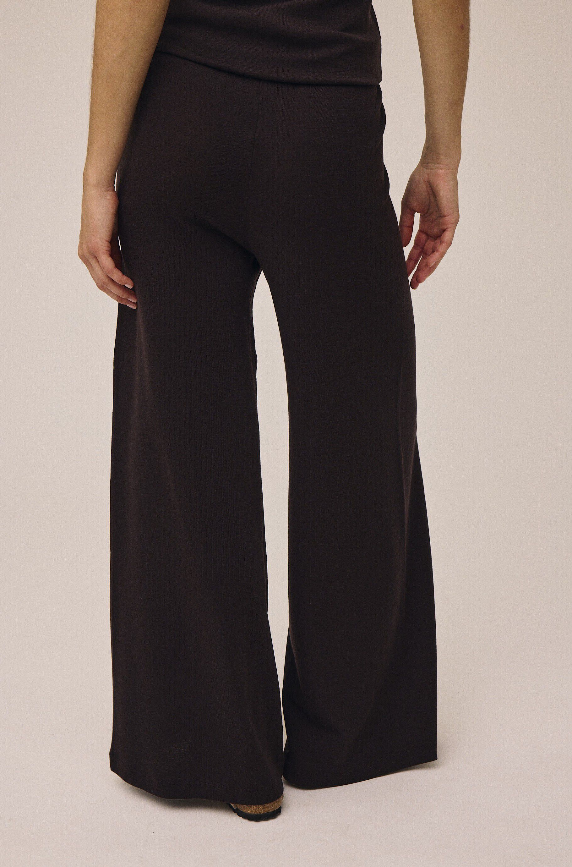 Celia 6 - 100% RWS Merino Wool