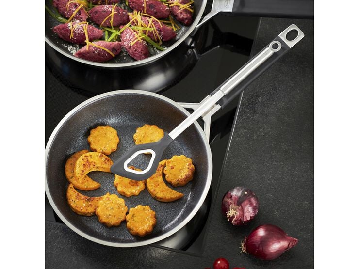 Gryteskje/røreskje med hull 32,5 cm Stål/Silikon