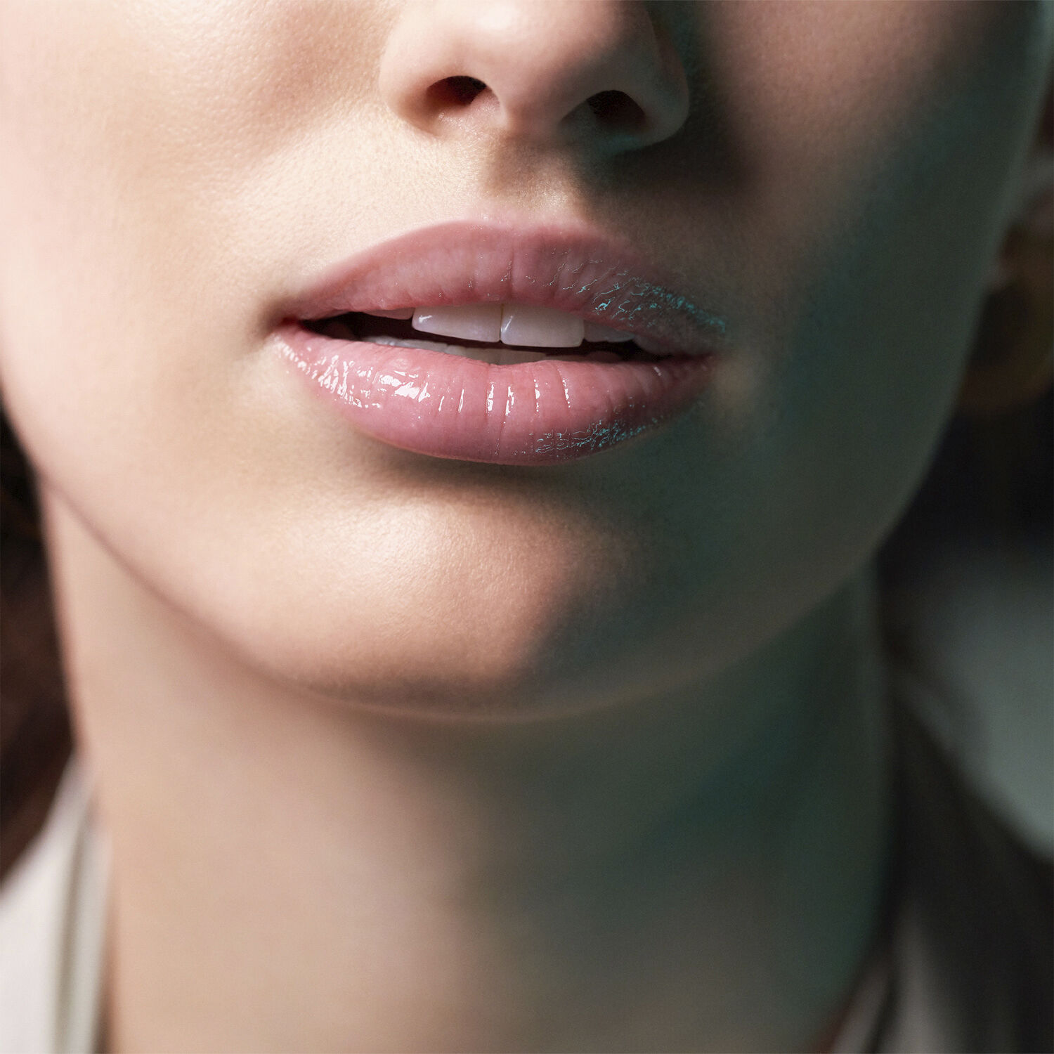 The Lip Volumizer Gloss Sheer Pink